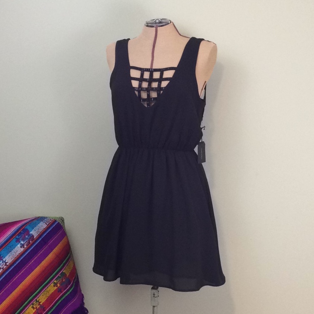 Forever 21 ‘little black dress’ *NWT*